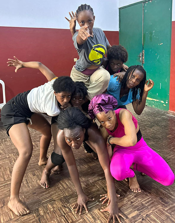 Les-Reines-Caméléon-spectacle-5